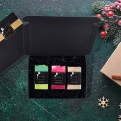 Uitgang 🤩 Anna-M Zeep Geschenkset Tropical - 3 Stuks Luxury Soapbar - Aloe Vera - Kokosnoot - Shea Boter - Olijfzeep - Natuurlijke Handzeep - Cadeau Voor Juf, Moeder, Vriendin, Vrouwen - Huidverzorging - Soap - Body - Hand - Face - Vegan 🔔 -La Roche Shop 550x330