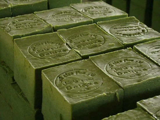 Beste Pirce π Green Fadel Aleppo Zeep - 40% Laurier- Natuurlijke Groene Zeep - 200g βοΈ 6 Beste Pirce π Green Fadel Aleppo Zeep - 40% Laurier- Natuurlijke Groene Zeep - 200g βοΈ - Afbeelding 4