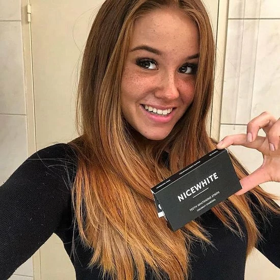 Promo π₯ NICEWHITE | Tandenbleek Strips 28 Stuks | Teeth Whitening Strips | Coconut Charcoal | Peroxidevrij | 100% Natuurlijk | Tanden Bleken | Wittere Tanden π 4 Promo π₯ NICEWHITE | Tandenbleek Strips 28 Stuks | Teeth Whitening Strips | Coconut Charcoal | Peroxidevrij | 100% Natuurlijk | Tanden Bleken | Wittere Tanden π - Afbeelding 2