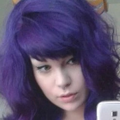 Gloednieuw ✨ Directions Plum - Haarverf 💯 -La Roche Shop 550x550 334