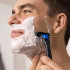 Flash-uitverkoop 🔥 BIC Scheermesjes - Hybrid 3 Flex Scheersysteem Voor Mannen - 1 Scheerapparaat + 4 Navulmesjes - Product Van Het Jaar 2022 ✨ -La Roche Shop 550x550 607