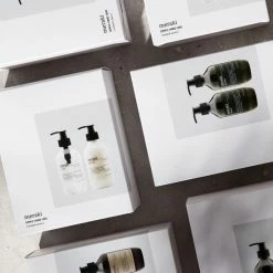 Kopen π Meraki Cadeaubox Handzeep & Handlotion - Northern Dawn π 6 Kopen π Meraki Cadeaubox Handzeep & Handlotion - Northern Dawn π -La Roche Shop 550x550 731