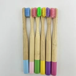 Hete verkoop 🥰 BAMBOO - Bamboe Tandenborstel Kinderen - Set Van 6 Stuks - Biologisch Afbreekbaar - Duurzaam - Plasticvrij - Recyclebaar - BPA-vrij 💯 -La Roche Shop 550x550 762
