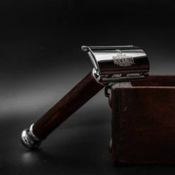 Beste Verkoop 🎁 Brent Berkeley® - The Original Double Edge Safety Razor - Professioneel Veiligheidsscheermes Voor Heren | Incl. Scheermesjes - Klassiek Scheermes Van Duurzaam Sandelhout | Eco-friendly 😍 -La Roche Shop 550x550 779