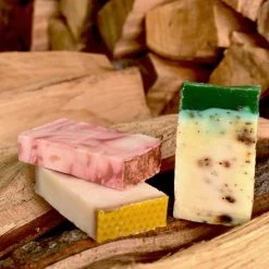 Top 10 ✨ Anna-M Zeep Geschenkset Uniek - 3 Stuks Luxury Soapbar - Groene Thee - Rode Klei - Propolis - Olijfzeep - 100% Natuurlijke Handzeep - Cadeau Voor Juf, Moeder, Vriendin, Vrouwen - Huidverzorging - Soap - Body - Hand - Face - Vegan - Sls/sles Vrij ✔️ 16 Top 10 ✨ Anna-M Zeep Geschenkset Uniek - 3 Stuks Luxury Soapbar - Groene Thee - Rode Klei - Propolis - Olijfzeep - 100% Natuurlijke Handzeep - Cadeau Voor Juf, Moeder, Vriendin, Vrouwen - Huidverzorging - Soap - Body - Hand - Face - Vegan - Sls/sles Vrij ✔️ -La Roche Shop 550x550 913