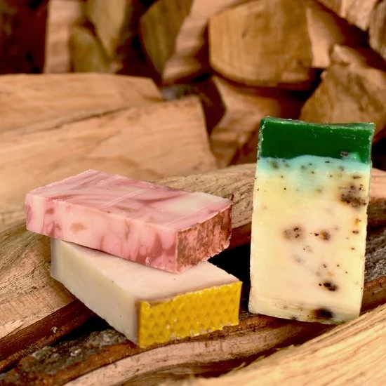 Top 10 ✨ Anna-M Zeep Geschenkset Uniek - 3 Stuks Luxury Soapbar - Groene Thee - Rode Klei - Propolis - Olijfzeep - 100% Natuurlijke Handzeep - Cadeau Voor Juf, Moeder, Vriendin, Vrouwen - Huidverzorging - Soap - Body - Hand - Face - Vegan - Sls/sles Vrij ✔️ 8 Top 10 ✨ Anna-M Zeep Geschenkset Uniek - 3 Stuks Luxury Soapbar - Groene Thee - Rode Klei - Propolis - Olijfzeep - 100% Natuurlijke Handzeep - Cadeau Voor Juf, Moeder, Vriendin, Vrouwen - Huidverzorging - Soap - Body - Hand - Face - Vegan - Sls/sles Vrij ✔️ - Afbeelding 6