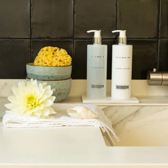 Flash-uitverkoop π Ted Sparks - Handverzorging Gift Set - Handzeep & Handlotion - Fresh Linen β 5 Flash-uitverkoop π Ted Sparks - Handverzorging Gift Set - Handzeep & Handlotion - Fresh Linen β - Afbeelding 3