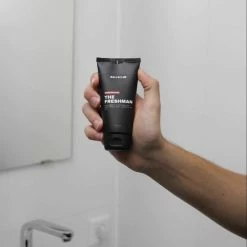 Korting 🛒 Aftershave Heren | Kalmerende Crème Tegen Jeukende Ballen | Reduceert Jeuk, Irritatie En Zweet | Hydrateert, Verzacht En Herstelt Je Balzak | Hypoallergeen En Bevat Geen Parfum | De Freshman Van Balls Club ✨ -La Roche Shop 550x556 2