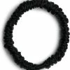 Groothandel 𧨠Kraagjeskopen.nl - Zijden Haarelastiek Zwart - 100% Moerbei Zijde Scrunchie βοΈ 1 Groothandel 𧨠Kraagjeskopen.nl - Zijden Haarelastiek Zwart - 100% Moerbei Zijde Scrunchie βοΈ -La Roche Shop 550x610 5