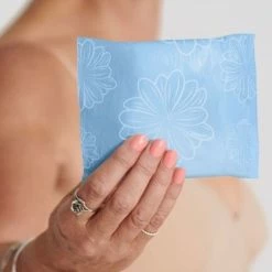 Korting 🌟 Tena Discreet Maxi 12 Stuks 🎁 -La Roche Shop 550x686 1