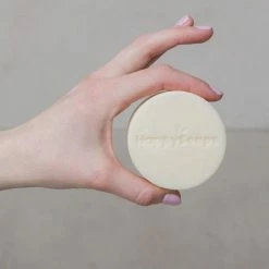 Aanbiedingen π HappySoaps Body Lotion Bar - Exotic Ylang Ylang - Verleidend Bloemige Geur, Verzogend & Hydraterend - 100% Plasticvrij, Vegan & Natuurlijk - 65gr π 16 Aanbiedingen π HappySoaps Body Lotion Bar - Exotic Ylang Ylang - Verleidend Bloemige Geur, Verzogend & Hydraterend - 100% Plasticvrij, Vegan & Natuurlijk - 65gr π -La Roche Shop 550x781 1